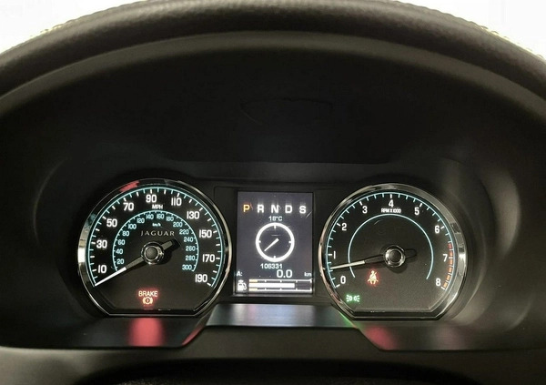 Jaguar XF cena 57900 przebieg: 106000, rok produkcji 2012 z Suchedniów małe 631